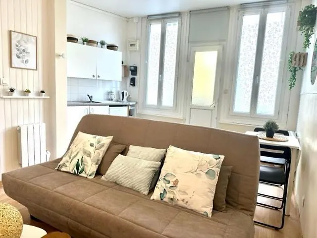 Studio, Sea And The Appartement *
